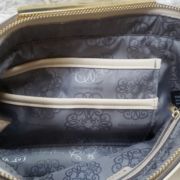 Enzo Angiolini Cami Crossbody Bag Tapioca with Gold Chain NWT - Picture 8 of 14